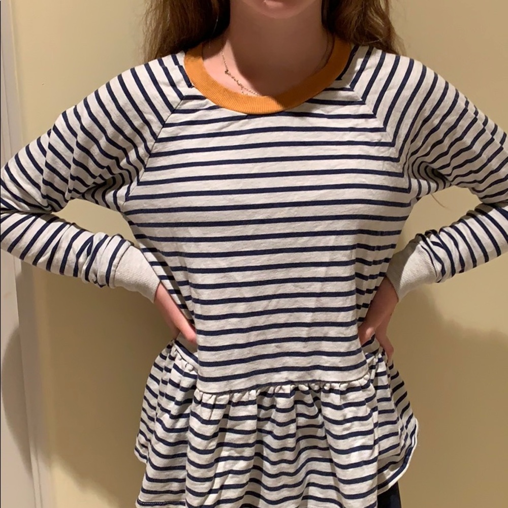 blue and gray stripped long sleeve shirt